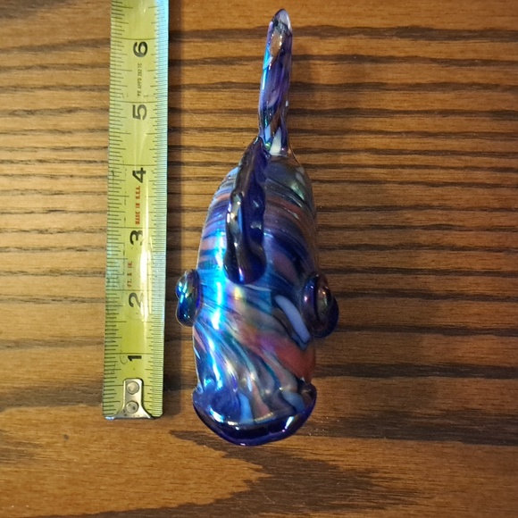 Carnival glass fish - Picture 2 of 5